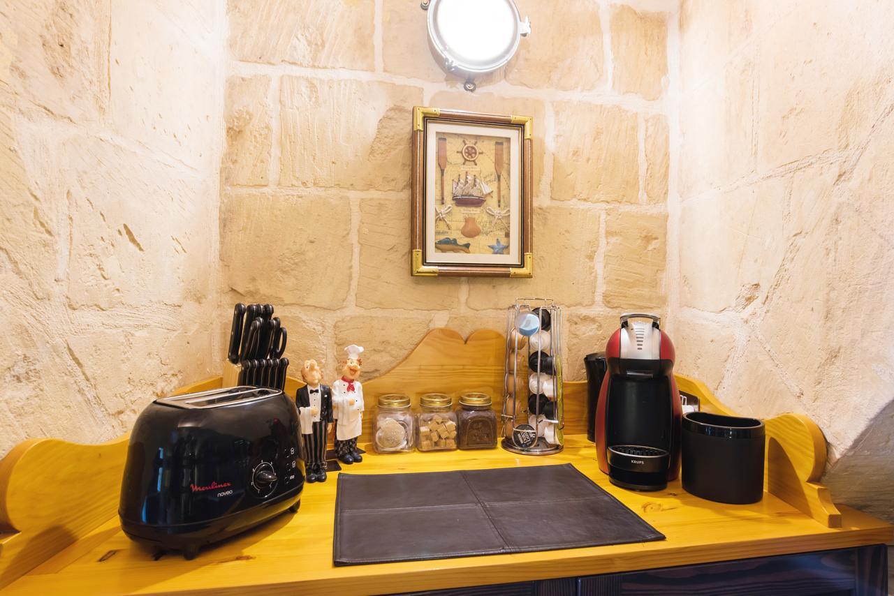 1 Bedroom Heritage Apartment Валетта Экстерьер фото